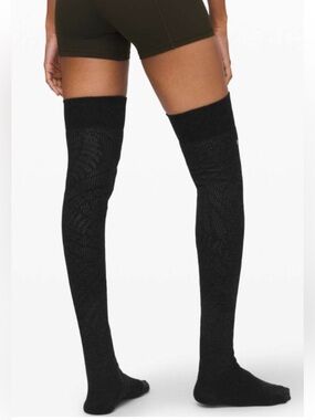 NWT Lululemon Savasana Sock Black Dance Studio Thigh Leggings M/L